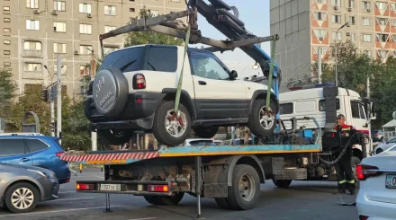 Алматыда көлік құралдарын эвакуациялау және сақтау ақысын төлеу тәртібі жетілдіріледі