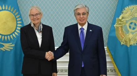 Касы-Жомарт Токаев встретился с президентом Международной федерации настольного тенниса