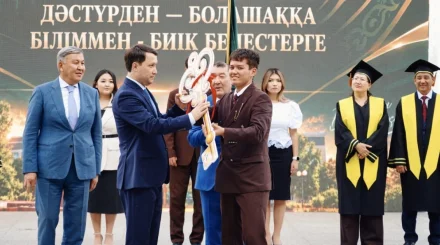 ҚАТЗУ-да бірінші курс студенттерін қабылдау салтанаты өтті 