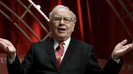 Миллиардер Уоррен Баффетт покинул пост председателя Berkshire Hathaway
