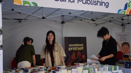 «КітапFest»: в Алматы стартовала книжная ярмарка, объединившая литературу и читателей