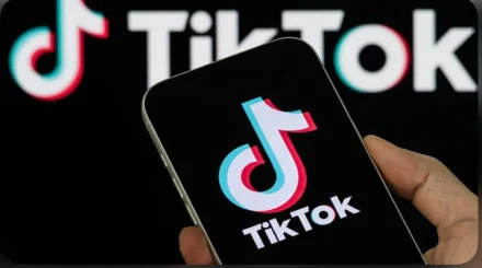 Казахстанку оштрафовали после прямого эфира в TikTok