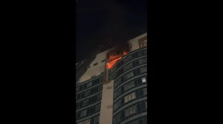 Пожар вспыхнул глубокой ночью в 14-этажном ЖК в Астане (ВИДЕО)