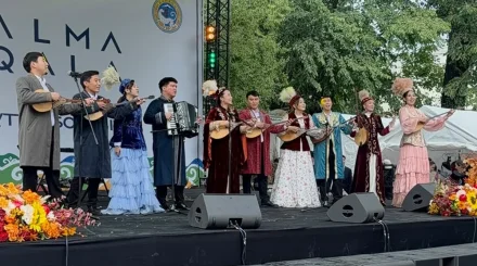 Әнім сенсің, Алматы: Қала күнінде жас орындаушылардың дәстүрлі концерті өтті