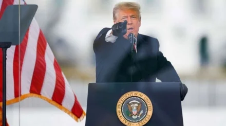 Трамп пообещал назначить в США нового "царя ИИ"