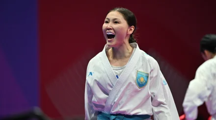 Казахстанская каратистка пробилась в четвертьфинал Азиатских игр