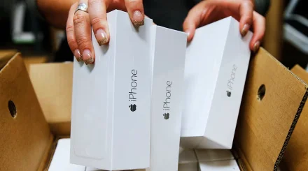 В аэропорту Астаны пресекли незаконный ввоз 223 смартфонов iPhone 18