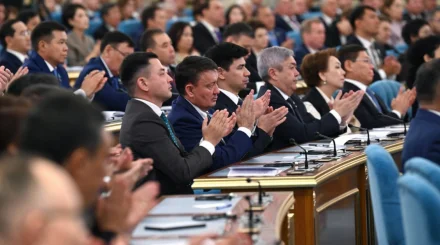   Тәжірибе мен жас буынның үйлесімділігі: Қазақстан Халық Кеңесінің құрамына кімдер кірді?   