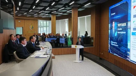 Көлік министрлігінде Құрылтай Комитетінің көлік саласын дамыту мәселелері жөніндегі көшпелі отырысы өтті