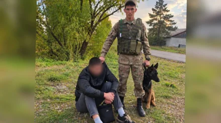Кинолог Нацгвардии пресек попытку переброски запрещенных предметов в ВКО