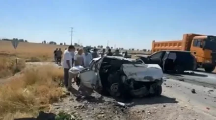 Лобовое столкновение: два человека погибли в ДТП на границе районов Туркестанской области