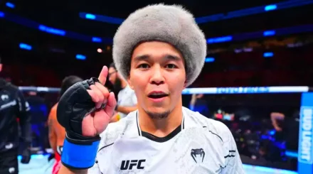 Чемпионский пояс UFC хотят привезти в Казахстан: заявление тренера Алмабаева