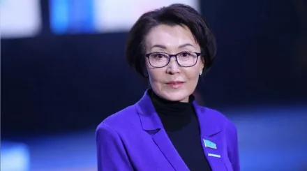 «Ұран деңгейінде қалмауы керек»: Үнзила Шапақ конституциялық құндылықтарды орнықтыруды ұсынды