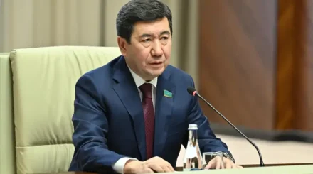 Ерлан Қошанов Қазақстан Халық Кеңесінің төрағасы болып сайланды