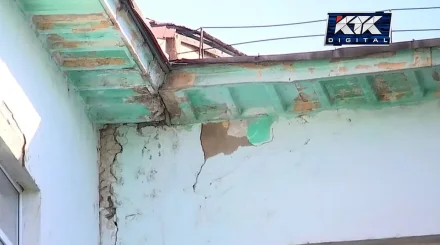 «Боимся за детей»: родители забили тревогу из-за состояния школы в Каскелене