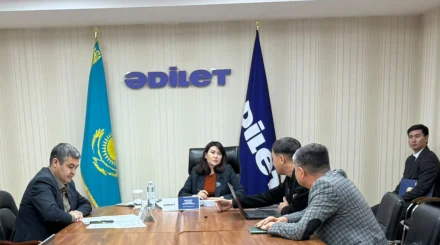   Бірнеше айдан бері жалақысын ала алмай жүрген азамат «Әділет» партиясының қоғамдық қабылдауына жүгінді   