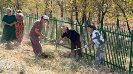 «Таза Қазақстан»: В санитарной акции в Шардаре приняли участие около 200 жителей