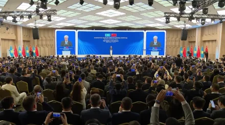 Товарооборот Казахстана и Китая вырастет до $100 млрд.