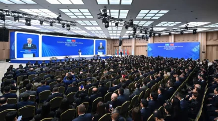 Президент: Қазақстан Қытай мен Еуропаны жалғайтын басты логистикалық хабқа айналады