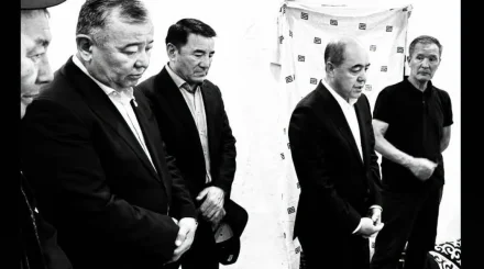  БҚО әкімі Каспийде қаза тапқан батысқазақстандық сарбаздың отбасына көңіл айтты 