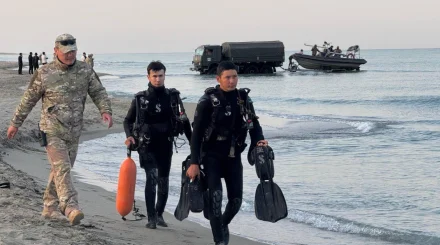   «Айтуға сөз таба алмай отырмын...»: Димаш сарбаздардың отбасына көңіл айтты   
