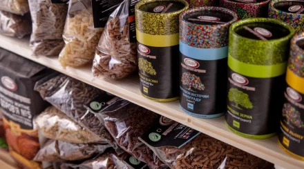 В каких городах Казахстана подешевели продукты за неделю