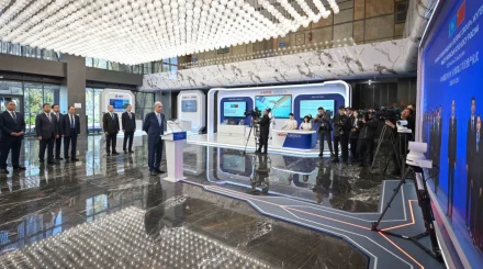   Қасым-Жомарт Тоқаев жүгері өңдеу зауытын іске қосу рәсіміне қатысты   