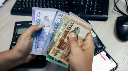 Көпбалалы аналарға 1,7 млн теңгеге дейін қайтарымсыз грант беріледі: Кімдер ала алады?