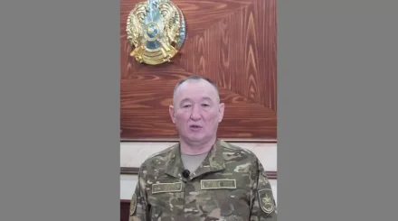 «Жауапкершіліктен жалтармаймыз»: Қорғаныс министрі ел алдына шығып, үндеу жасады (ВИДЕО)