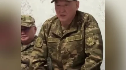 «Балаларыңызды аман алып қала алмадық»: қорғаныс министрі қаза тапқан сарбаздардың жақындарынан кешірім сұрады