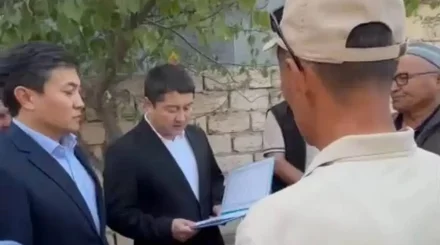 Тоқаев Маңғыстаудағы әскери оқу-жаттығу кезінде қаза тапқан әскери қызметшілердің отбасыларына көңіл айтты