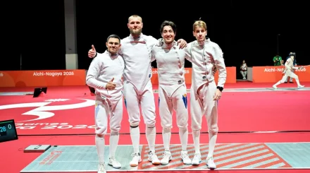 Тарихи жеңіс: Қазақстан семсерлесушілері Азия ойындарының жеңімпазы атанды