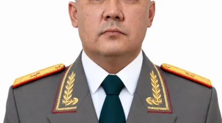 Мемлекет басшысының жарлығымен Айдос Мырзахметов Қорғаныс министрі болып тағайындалды