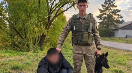 Два телефона и неизвестные вещества пытались перебросить в учреждение УИС в ВКО
