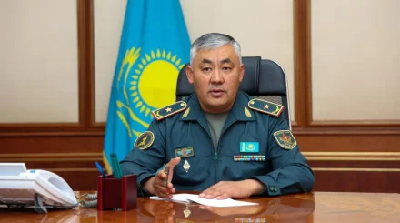 «Әрбір сарбаз өзін қауіпсіз сезінуі керек» – Қорғаныс министрі армияны реформалаудың негізгі бағыттарын атады