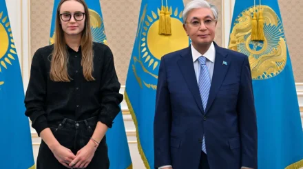  Мемлекет басшысы Елена Рыбакинамен кездесті 