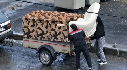 Мужчину привлекли к ответственности за выброшенный матрас