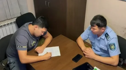 Скандал в день траура: жителя Шымкента арестовали за прямой эфир в TikTok
