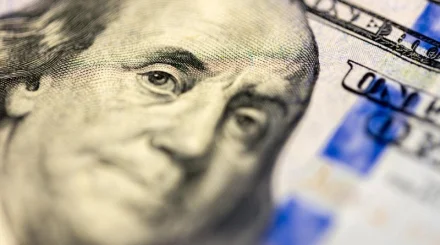Доллар ушел ниже 440 тенге: курс валют на 29 сентября