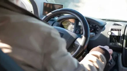  Абай облысында төрт жасөспірім көлікті ұрлап кетіп, кейін оны өртеп жіберген 