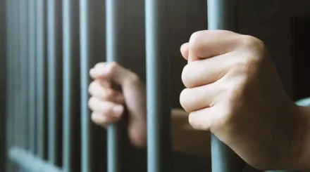 Иностранцев незаконно перевозили в Алматы: задержаны четыре человека