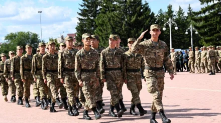  Қазақстандықтардың 85 пайыздан астамы Президенттің армияны реформалау туралы шешімін қолдайды 