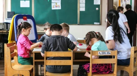 Балабақша ақшасын қалтасына басқан: Есепші 21,5 миллион теңгені жымқырды деген күдікке ілінді