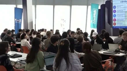 Медицинские стартапы с ИИ представили на хакатоне в Астане