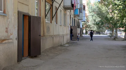 Павлодар облысында 800-ге жуық адам тұрғын үй кезегінен заңсыз шығарылды