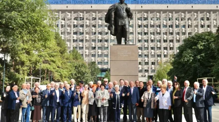 Связь поколений: в Satbayev University встретились со старейшинами университета