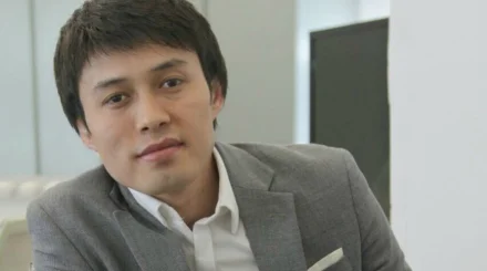 «Бәріне топырақ шашпаймын»: Ердос Қанаев ажырасуға кеңес беретіндерге үндеу жасады (ФОТО)