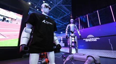 Роботы, стартапы и ИИ: в Астане проходит AI & Digital Bridge 2026