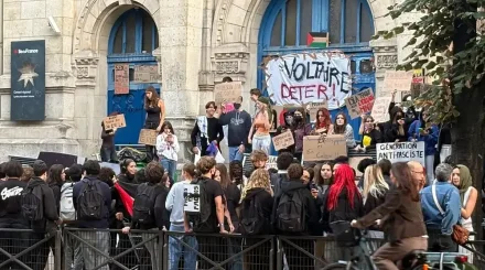 Протесты школьников и студентов во Франции: беспорядки охватили несколько городов