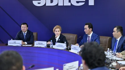   Депутаттар медицина қызметкерлерінің кәсіби мәртебесін ұлттық қауіпсіздік тұрғысынан талқылады   